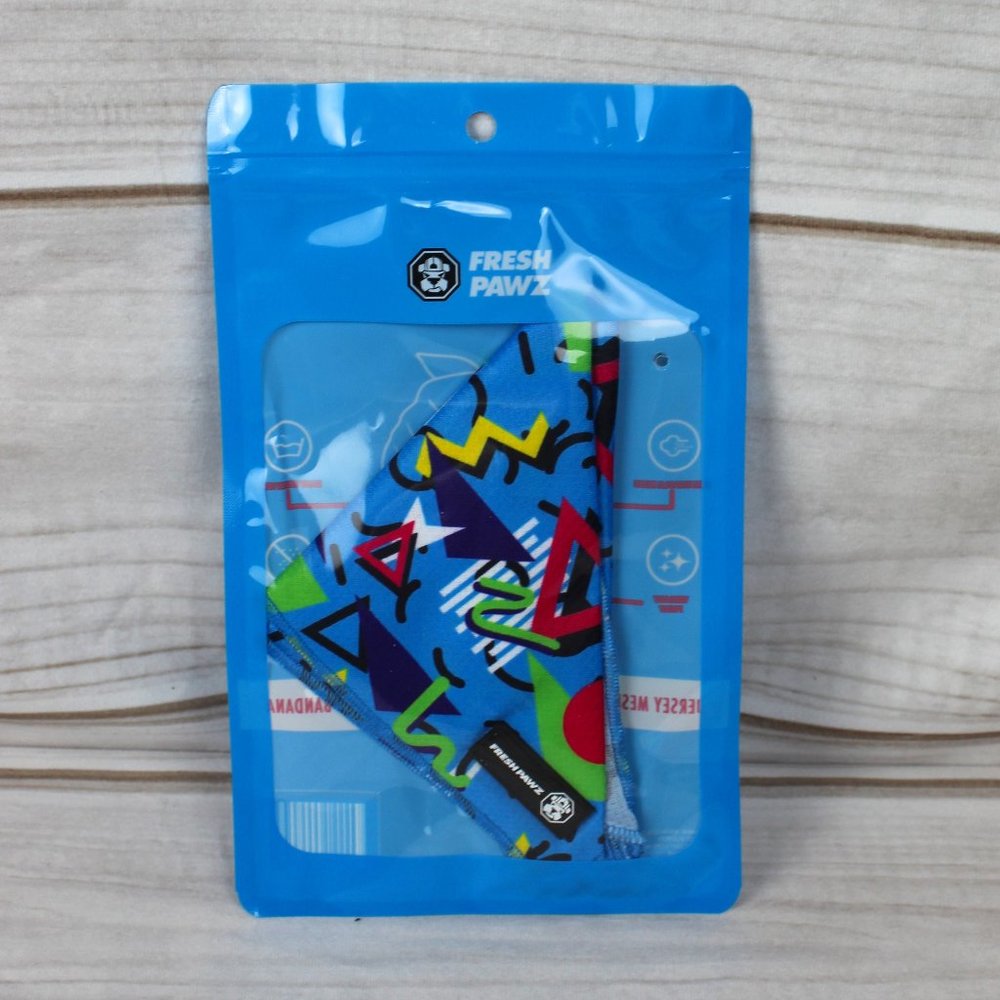 New FRESH PAWZ Paws retro Neon 90s COOLING Bandana breathable dog puppy Pet